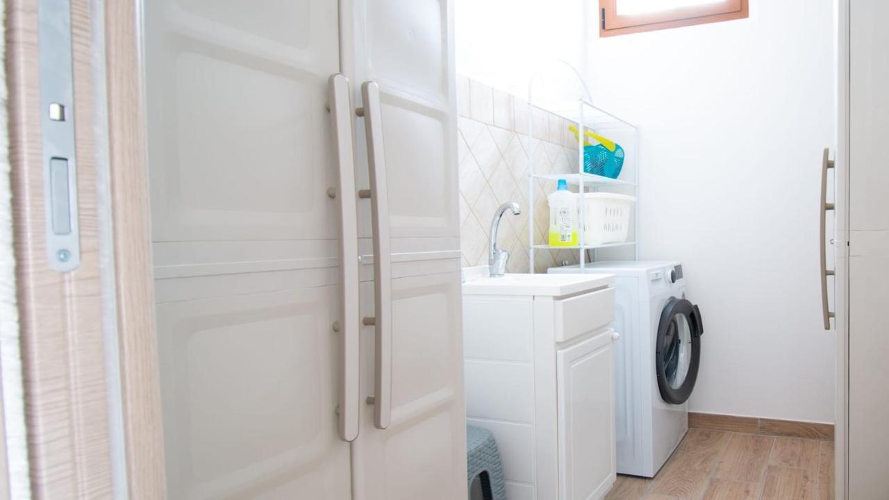 Il Guardiano Del Faro Apartman Càbras Kültér fotó